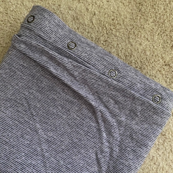 Lululemon- Vinyasa Scarf (infinity scarf) - Picture 7 of 7